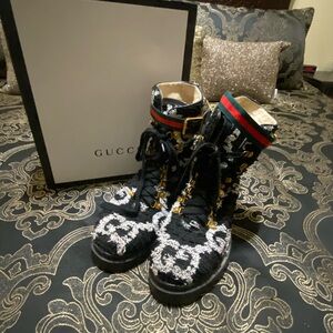 Fashion Black and White Ankle Boots